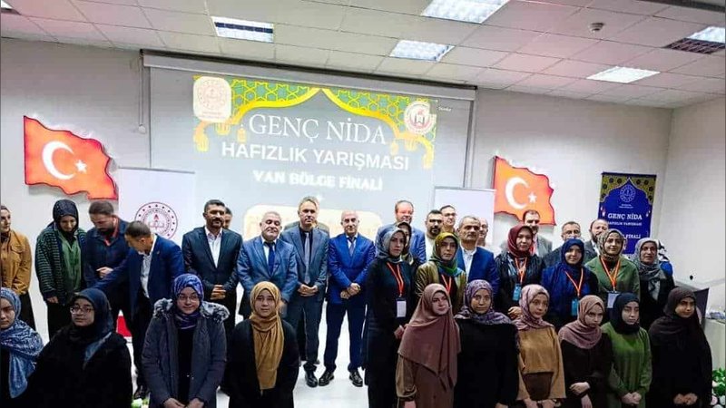 Bitlis'ten Büyük Başarı: Genç Nidâ Hafızlık Yarışması'nda Bölge Birinciliği