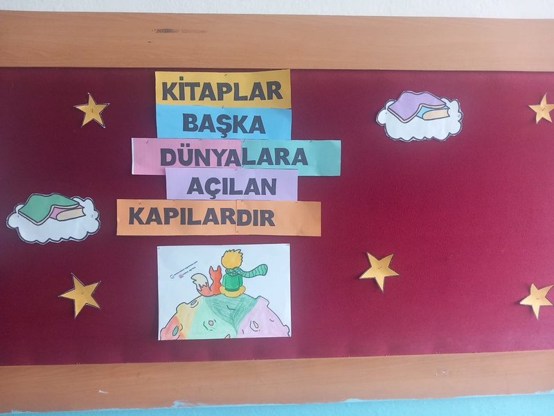 Çorum'da Kütüphaneler Haftası Coşkusu: Türkler İlkokulu'nda Kitap Sevgisi Yeşeriyor - Görsel 3