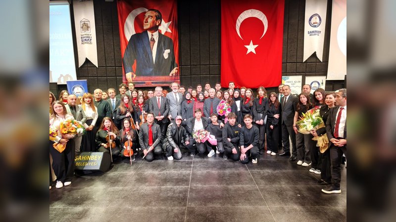 Gaziantep'te "Kim Var?" Sanat Etkinliği Öğrencilere Unutulmaz Anlar Yaşattı