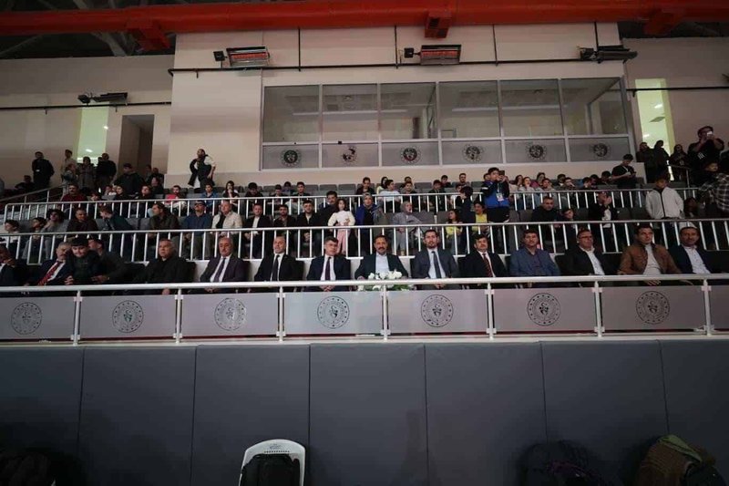 Hatay Robot Yarışması Sona Erdi: Öğrenciler Bilim ve Teknolojiye Adım Attı - Görsel 2