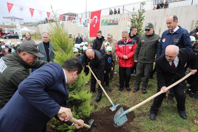 Ordu'da Orman Haftası Kapsamında Öğrencilerden Doğaya Anlamlı Dokunuşlar - Görsel 2