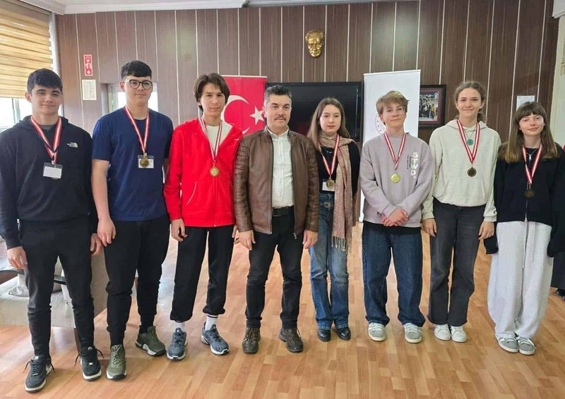 Osmangazi'de Eko-Kaşifler Projesi Finali: Uluslararası Gençler Ödülleri Aldı - Görsel 4