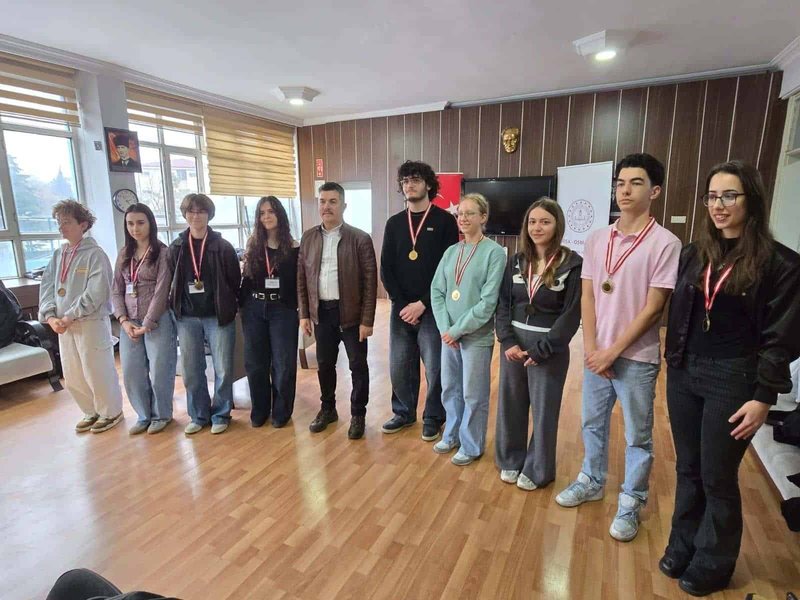 Osmangazi'de Eko-Kaşifler Projesi Finali: Uluslararası Gençler Ödülleri Aldı - Görsel 5