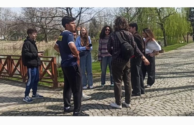 Osmangazi'den Eko-Kaşifler Projesi: Gençler Botanik Park'ta Yeşil Kamera Mesaisi - Görsel 5