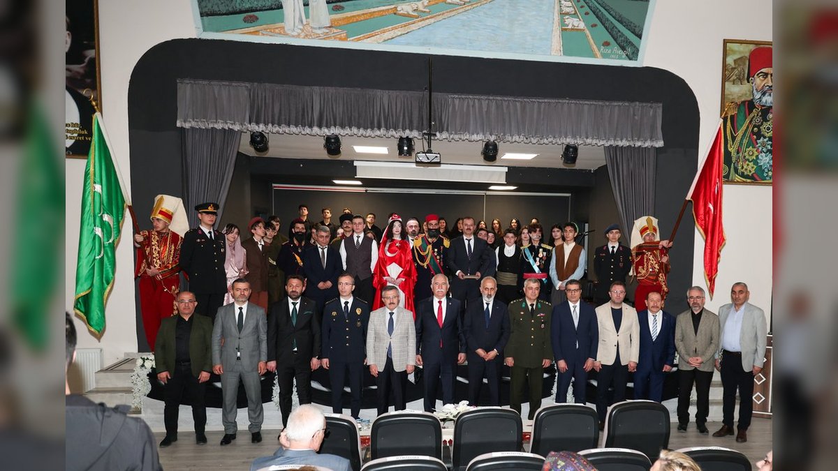 Tokat İl Milli Eğitim Müdürlüğü'nden Gazi Osman Paşa Anısına Anlamlı Tiyatro Gösterisi