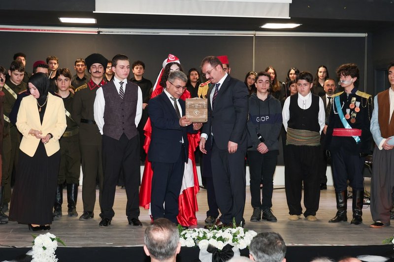 Tokat İl Milli Eğitim Müdürlüğü'nden Gazi Osman Paşa Anısına Anlamlı Tiyatro Gösterisi - Görsel 2