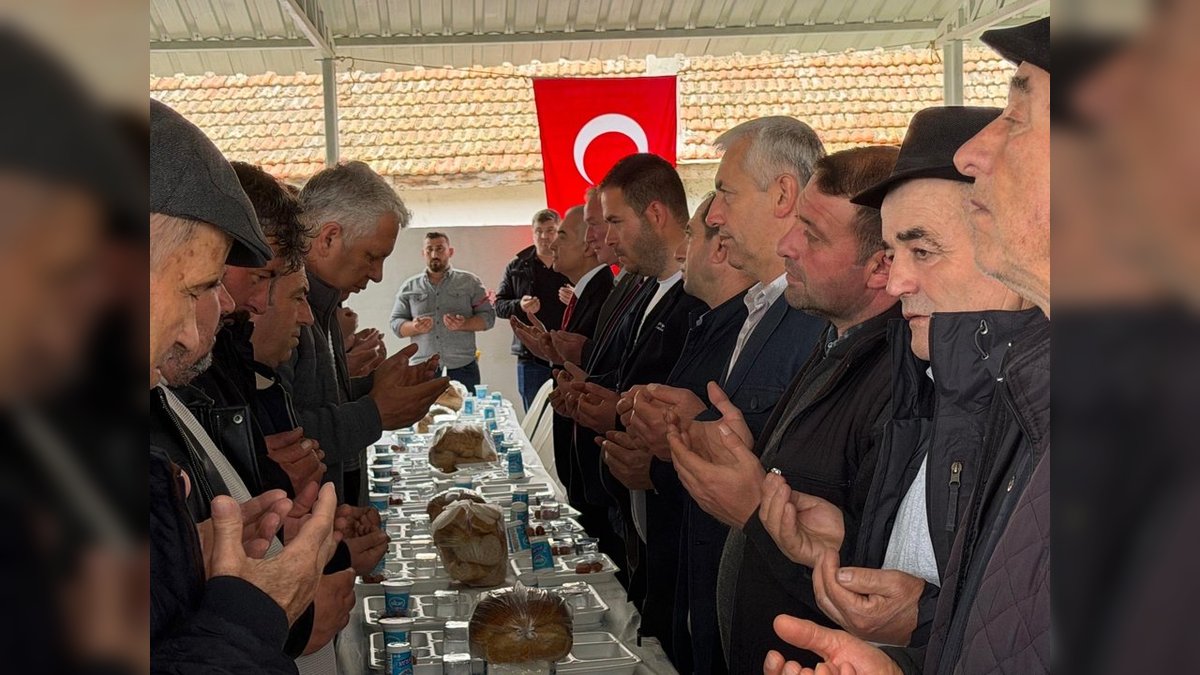 Vali Uğur Turan, Kavakdere Köyü'nde Yağmur ve Şükür Duası Programına Katıldı