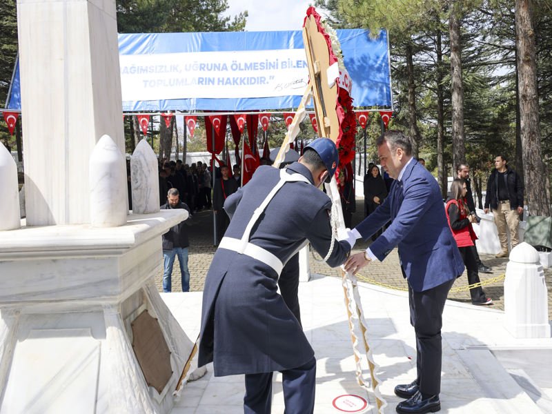Bilecik Valiliği: İnönü Zaferleri'nin 105. Yıl Dönümü Törenlerle Anıldı - Görsel 2