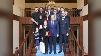 Bilecik Valisi Sözer, 62. Kütüphane Haftası Kapsamında "Yılın Okuru" Ödüllerini Takdim Etti