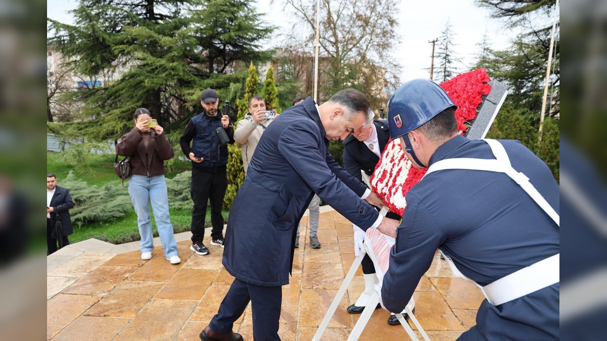 Karabük'ün 89. Kuruluş Yıl Dönümü Etkinlikleri Çelenk Sunumuyla Başladı