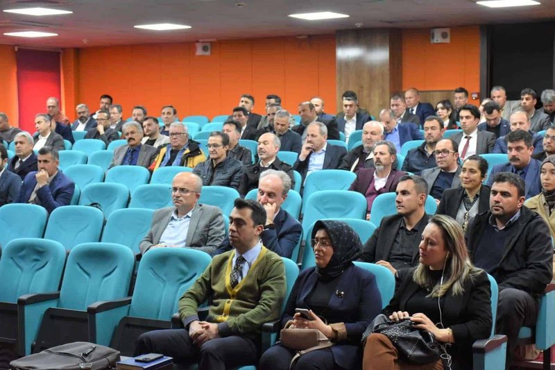 Karaman'da Ortak Yazılı Sınavlar Öncesi Okul Yöneticilerine Bilgilendirme Toplantısı - Görsel 4