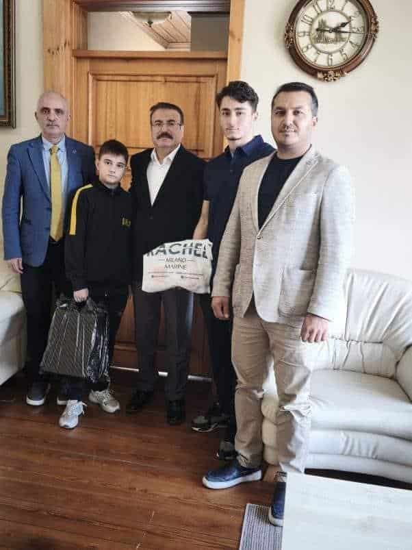 Karamürsel'den Ulusal ve Uluslararası Başarılar: Kickboksta Türkiye Şampiyonluğu, Jiu-Jitsu'da Birincilik - Görsel 4