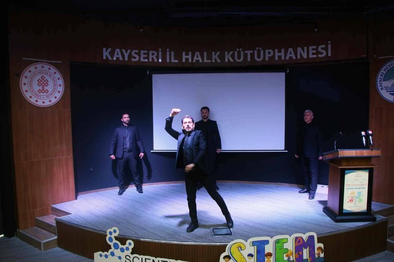 Kayseri'de STEM Eğitimi Çalıştayı Başladı: Öğretmenlerin Mesleki Gelişimi Hedefleniyor - Görsel 2