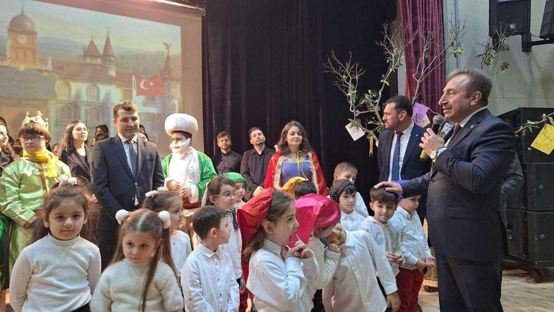 Körfez'de Kütüphaneler Haftası Coşkusu: 'İyileştiren Kütüphaneler' Vurgusu - Görsel 3