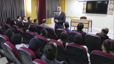 Milli Eğitim Müdürü Kökrek, YKS'ye Hazırlanan Öğrencilerle Buluştu