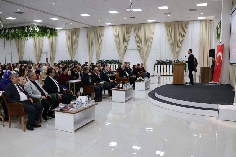 Nevşehir'de Maarif Modeli Felsefe Dersi Eğitici Eğitimi Başladı - Görsel 4