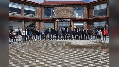 Niğde Valisi Akmeşe'den Nevruz Kutlamaları Öncesi Basın Mensuplarıyla Buluşma