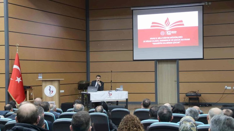 Sivas'ta 23 Nisan Etkinlikleri İçin Okul Müdürleriyle İstişare Toplantısı - Görsel 4
