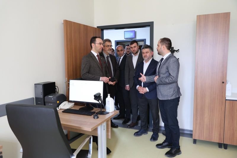 Söğütlü'de Yeni Semt Polikliniği Hizmete Açıldı: Gece Yarısına Kadar Sağlık Hizmeti - Görsel 4