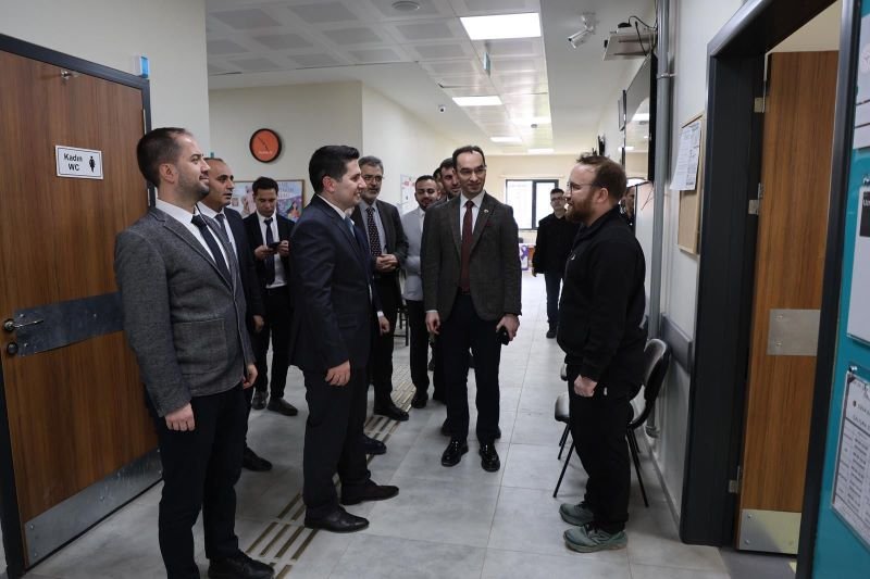 Söğütlü'de Yeni Semt Polikliniği Hizmete Açıldı: Gece Yarısına Kadar Sağlık Hizmeti - Görsel 5