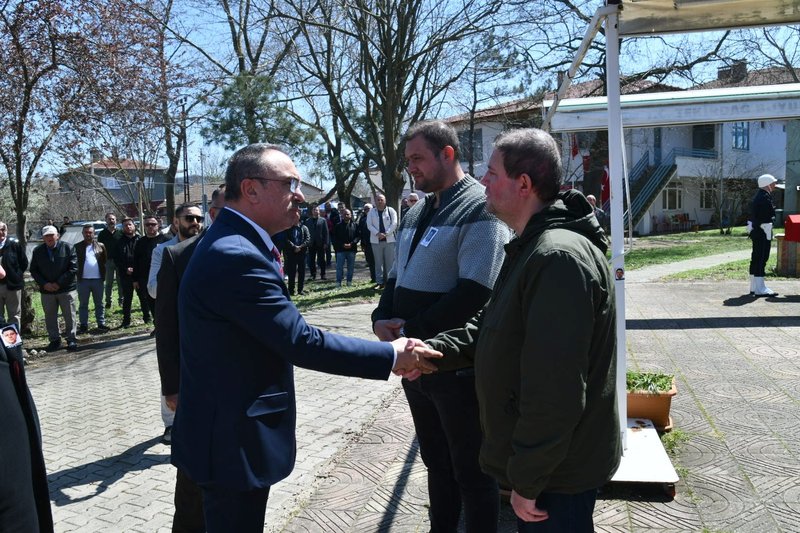 Tekirdağ Valisi Soytürk, Gazi Polis Memuru Kayalı'nın Cenaze Törenine Katıldı - Görsel 3