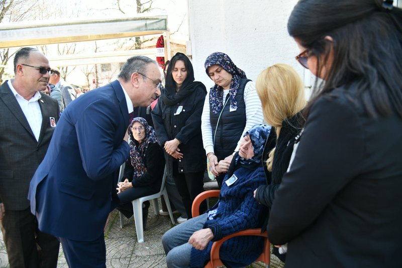 Tekirdağ Valisi Soytürk, Gazi Polis Memuru Kayalı'nın Cenaze Törenine Katıldı - Görsel 4