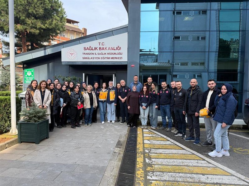 Trabzon'da Yeni Sağlık Personeline Temel Eğitim Modülü Tamamlandı - Görsel 2