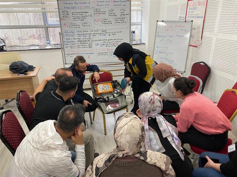 Trabzon'da Yeni Sağlık Personeline Temel Eğitim Modülü Tamamlandı - Görsel 4