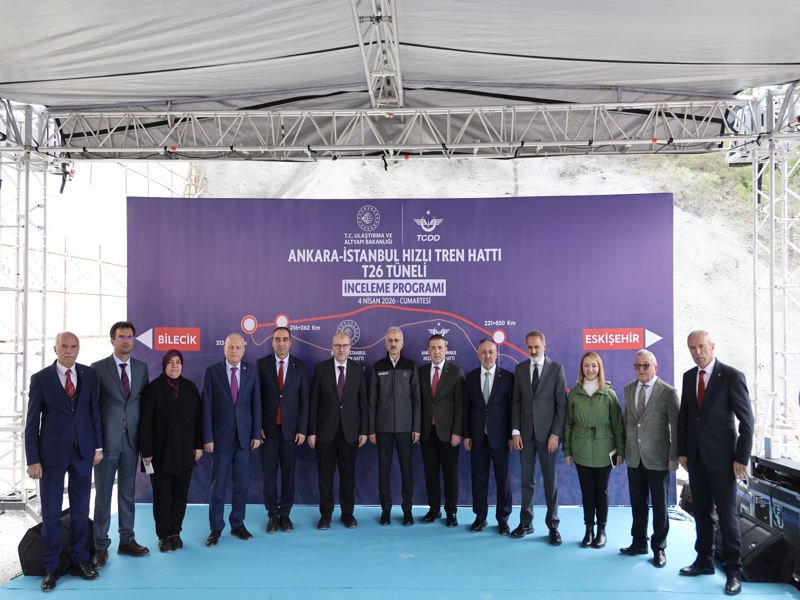 Ulaştırma Bakanı Uraloğlu, T26 Tüneli Projesi'ni Bilecik'te İnceledi - Görsel 2