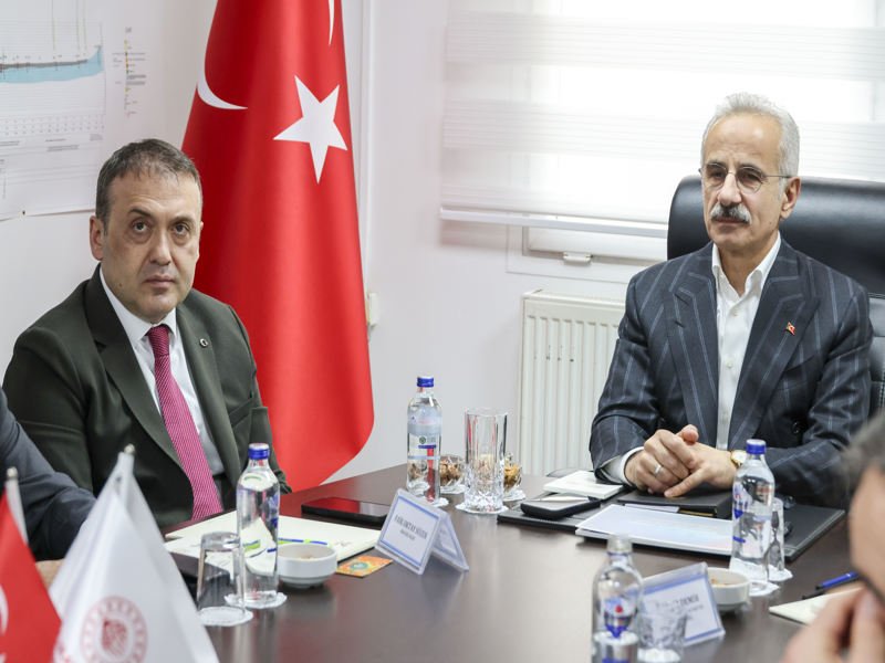 Ulaştırma Bakanı Uraloğlu, T26 Tüneli Projesi'ni Bilecik'te İnceledi - Görsel 5