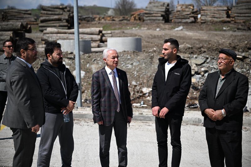 Vali Uğur Turan, Kofçaz'da TOKİ Konut Projesini İnceledi - Görsel 4