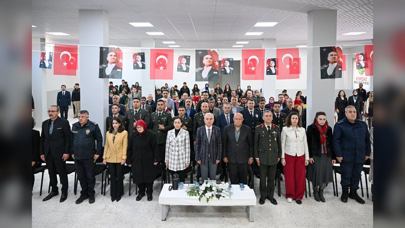 Vali Uğur Turan, Şehit Anıl Yalap'ın Anma Programına Katıldı