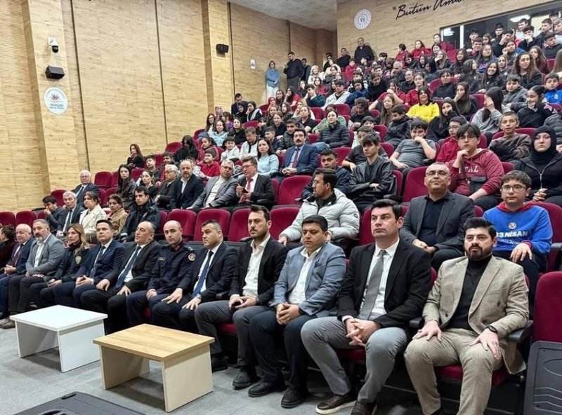 Yatağan'da İstiklal Marşı'nın Kabulü'nün 105. Yıl Dönümü Coşkuyla Kutlandı - Görsel 3