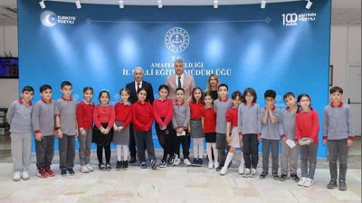 Amasya İl Milli Eğitim Müdürü'nden Zübeyde Hanım Üçler İlkokulu Öğrencilerine Ziyaret