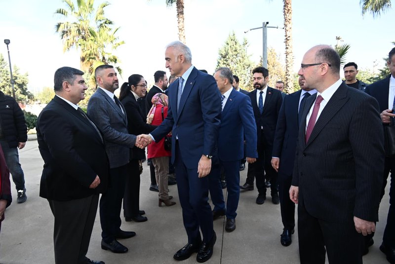 Bakan Ersoy Osmaniye'de: Kültürel Miras ve Turizm Potansiyeli Değerlendirildi - Görsel 4