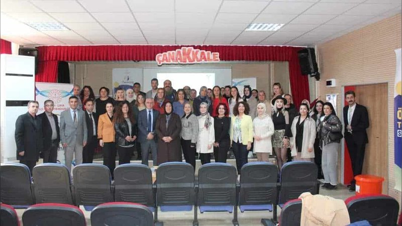 Çubuk'ta eTwinning Bilgilendirme Toplantısı Gerçekleştirildi