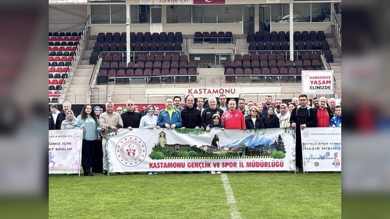 Kastamonu'da Dünya Sağlık Günü'nde Sağlıklı Yaşam Yürüyüşü