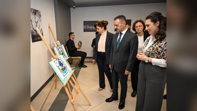 Kocaeli Valiliği'nden Sıtkı Olçar Anısına Çini Motifleri Yarışması Ödül Töreni