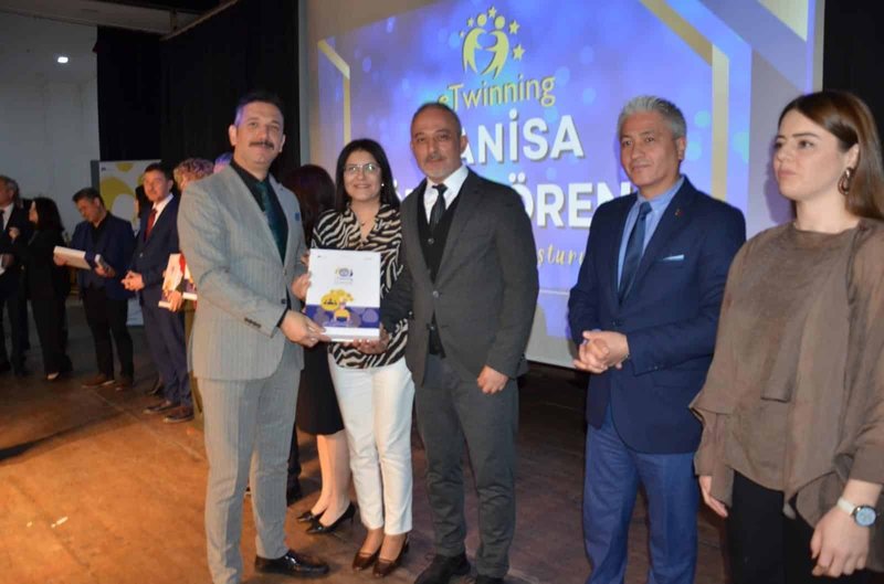 Manisa'da eTwinning Kalite Etiketi Töreni Gerçekleştirildi - Görsel 3
