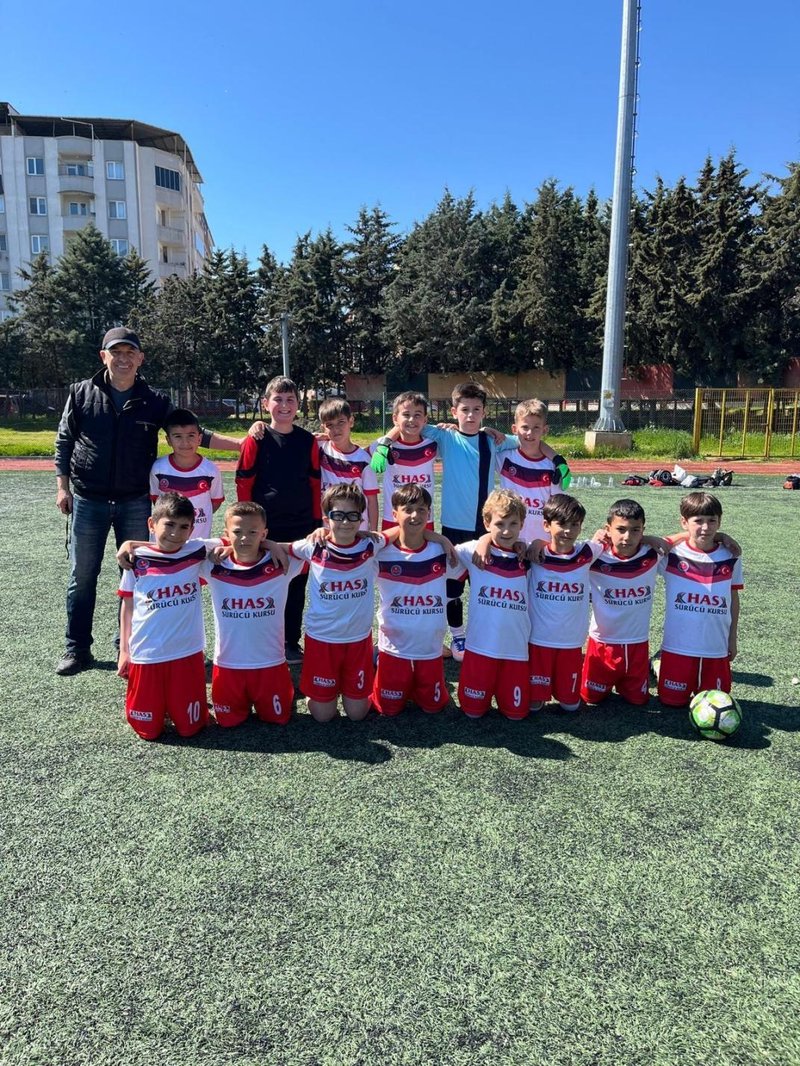 Orhangazi'de 4. Sınıflar Arası Futbol Turnuvası Başladı - Görsel 4