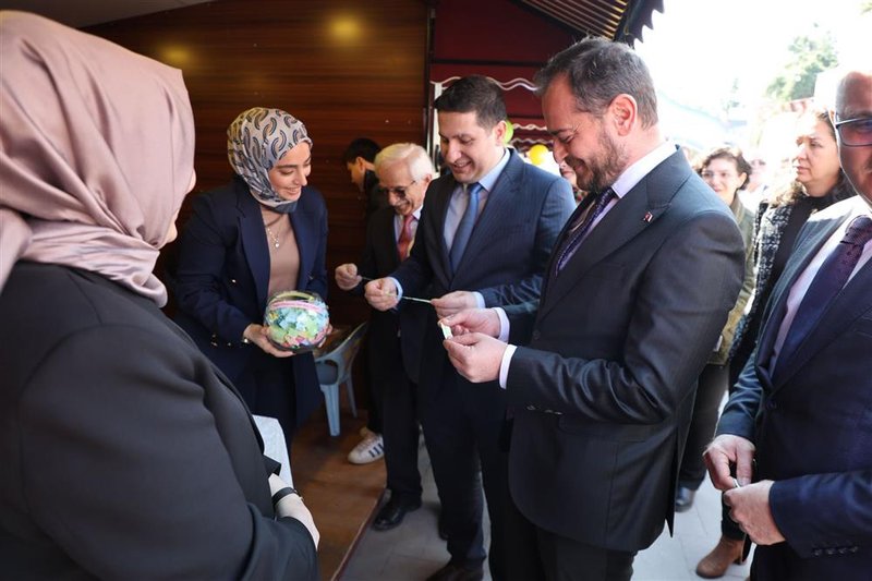 Sakarya'da Sağlık Sokağı Açıldı: 20 Farklı Birim Hizmet Verecek - Görsel 4
