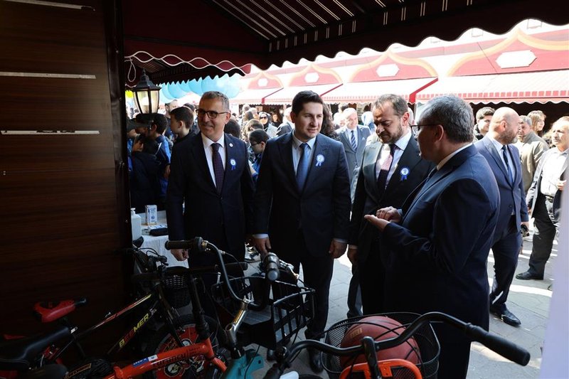 Sakarya'da Sağlık Sokağı Açıldı: 20 Farklı Birim Hizmet Verecek - Görsel 5