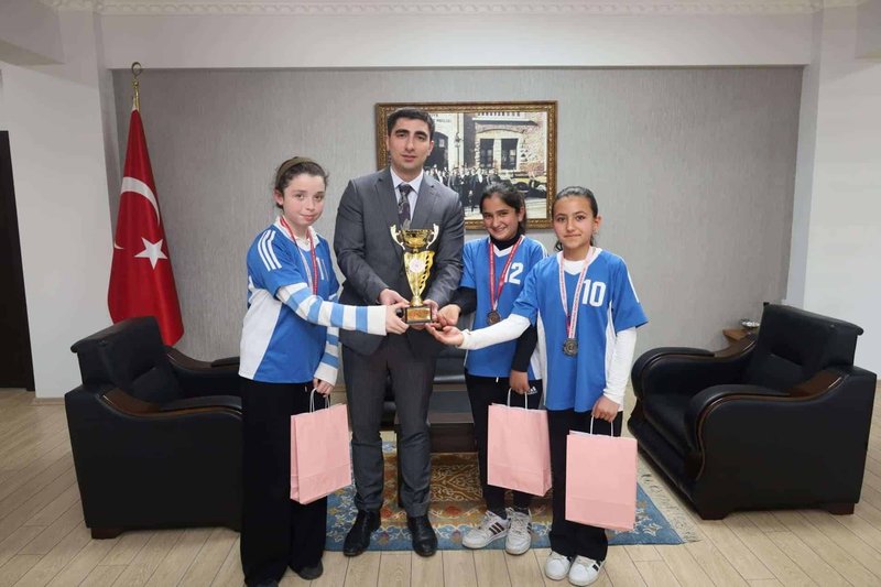 Uluköy Ortaokulu Öğrencileri Floor Curling'de İl İkincisi Oldu - Görsel 4