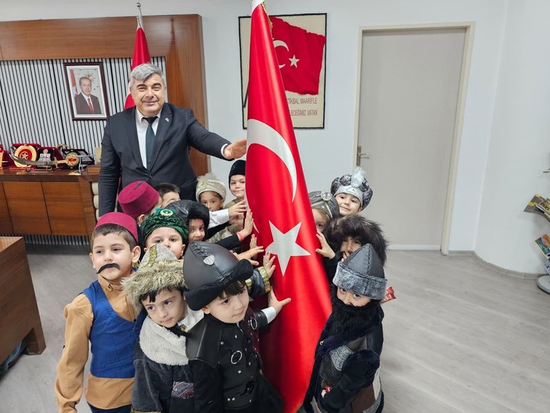 Afyonkarahisar'da Anaokulu Öğrencilerinden Tarihi Canlandırma - Görsel 2