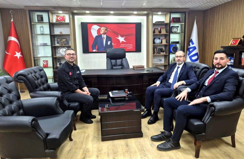 Afyonkarahisar İl Sağlık Müdürü Öztürk'ten AFAD'a Ziyaret: Tatbikat Hazırlıkları Değerlendirildi - Görsel 2