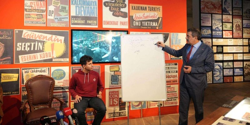 Bakan Tekin'in Aydın Ziyareti: Müzeler Demokrasi Kültürünün Mekânı Oluyor - Görsel 2