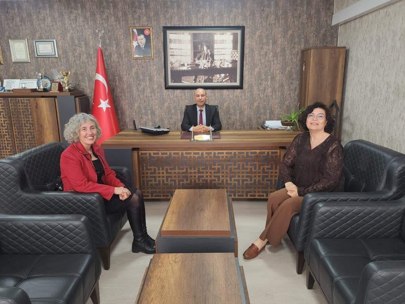 Bayraklı'da Eğitim ve Sağlık Alanında Önemli İş Birliği Protokolü İmzalandı - Görsel 2