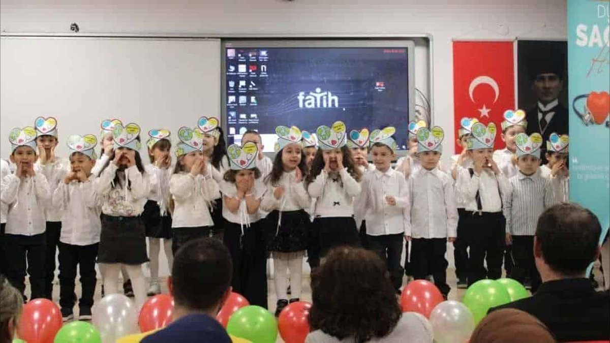 Beykoz'da Dünya Sağlık Haftası Kutlandı: Ferda ve Turan Takmaz Ortaokulu'nda Sağlıklı Yaşam Vurgusu