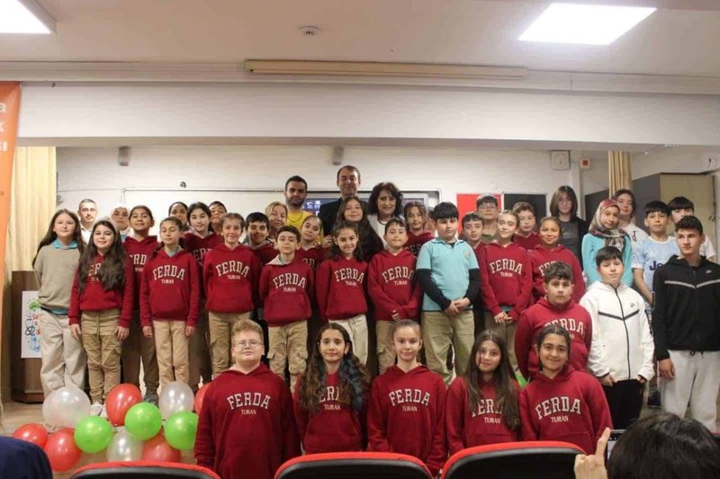 Beykoz'da Dünya Sağlık Haftası Kutlandı: Ferda ve Turan Takmaz Ortaokulu'nda Sağlıklı Yaşam Vurgusu - Görsel 4