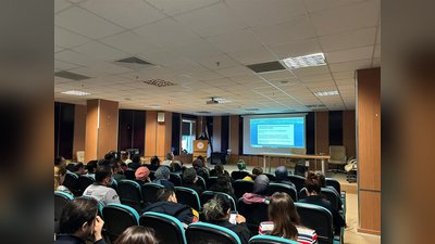 Burdur İl Sağlık Müdürlüğü'nden Sağlık Çalışanlarına Mesleki Sorumluluk Eğitimi